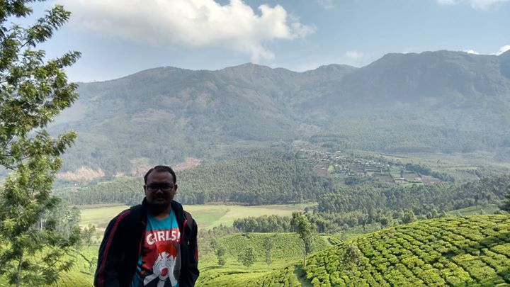 Photo of Biking in heaven – Munnar, Kerala by Trishul Goel