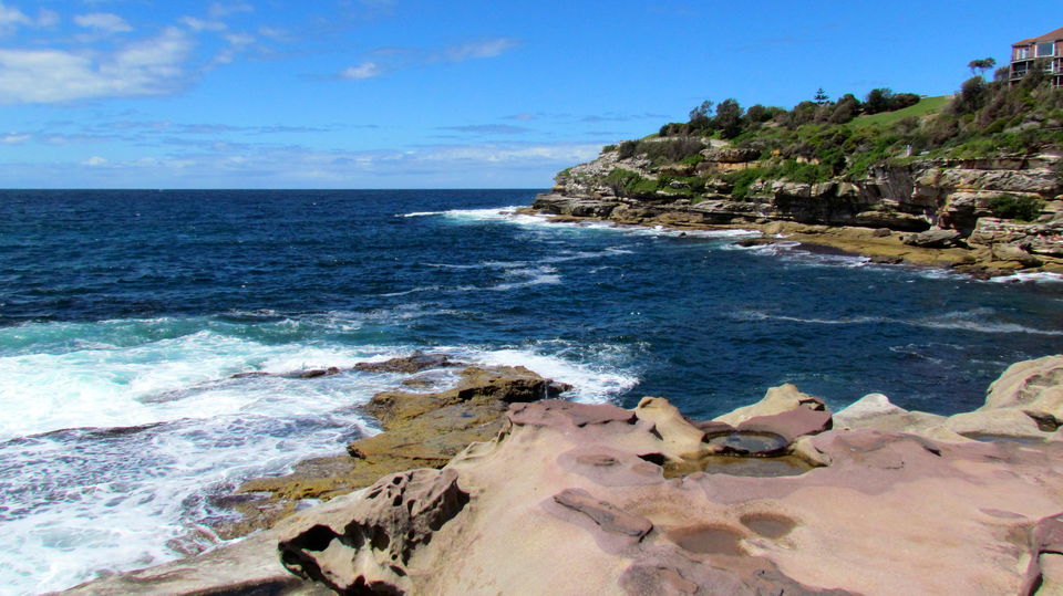 Photo of Coogee Beach, Sydney, New South Wales, Australia by Becky Mahan