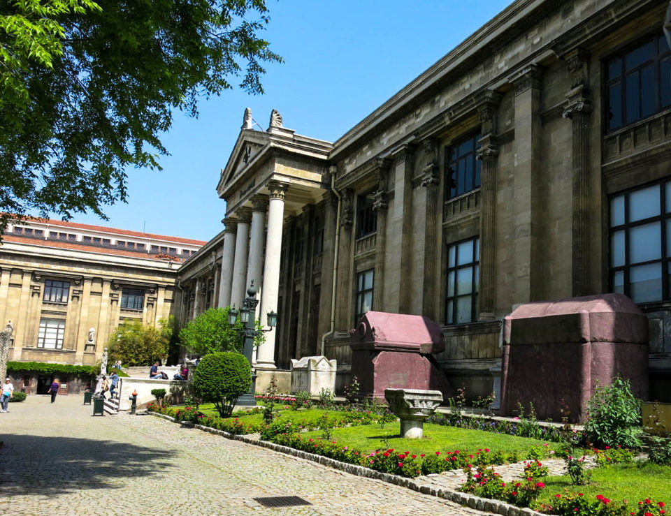 Photo of Arkeoloji Müzesi, Istanbul, Turkey by Jacqui Monorey