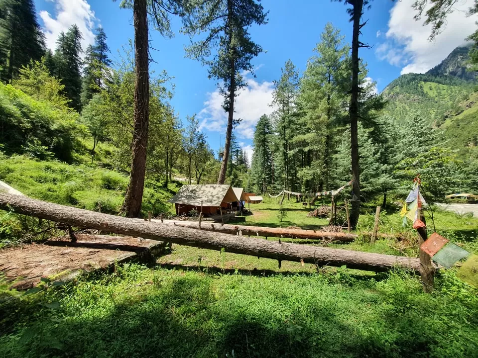 Photo of Chalal Trek Trail, Himachal Pradesh, India by Krishna Rathore