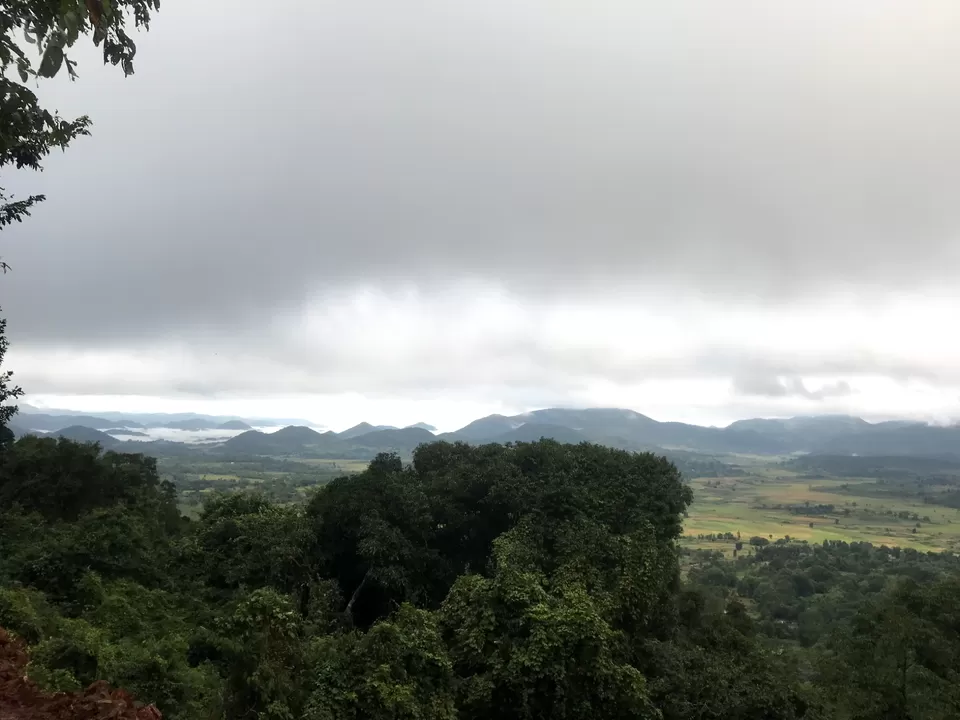 Photo of LAMBASINGI CLOUD VIEW POINT By yarlagadda saisudharsan 