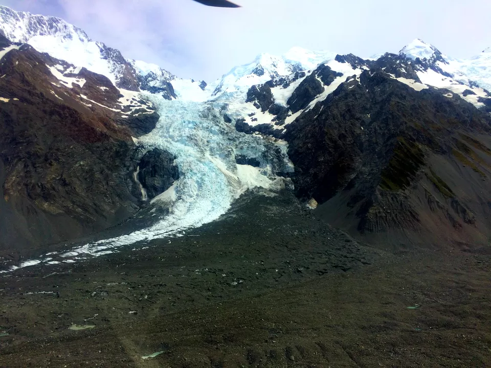 Photo of Mount-Cook-Nationalpark, Canterbury, New Zealand by Sarita Nayak