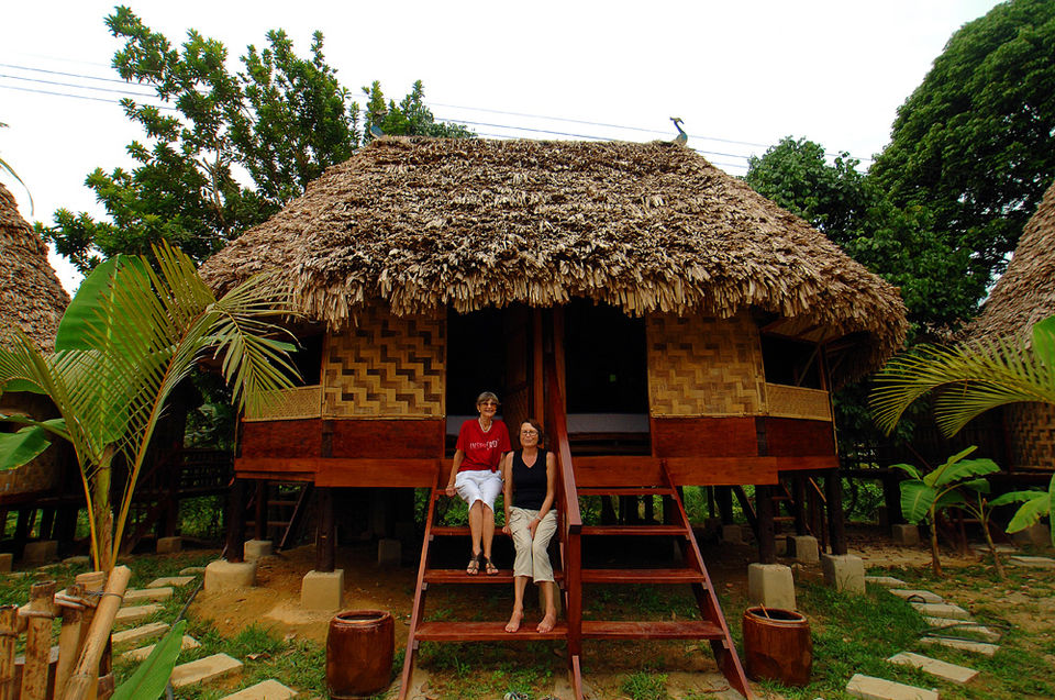 Photo of Viet Nam: Caving, Biking, Hiking and Much More 1/6 by HGH Travel