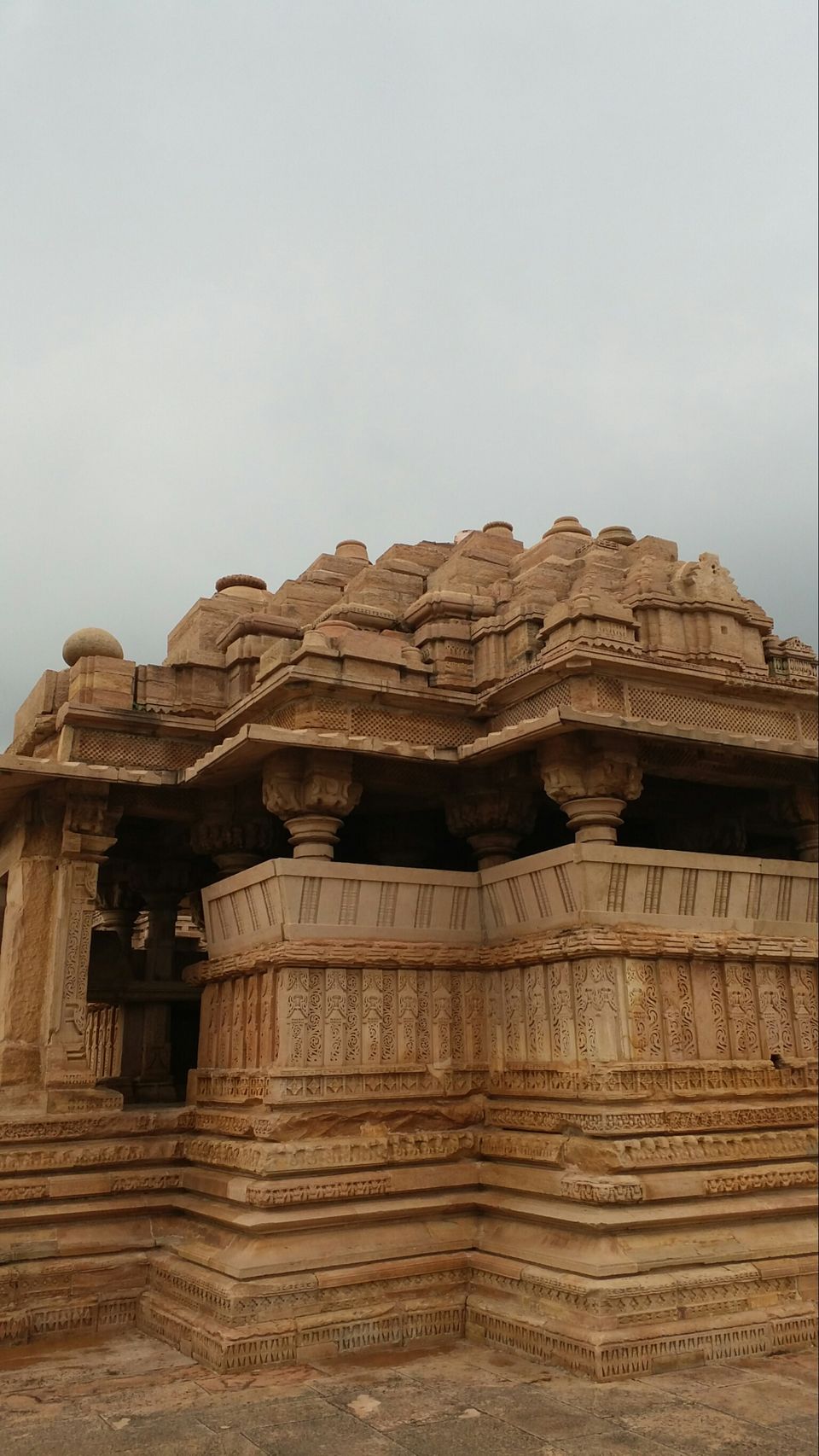 Photo of Sas Bahu Temple, Gwalior Fort, Gwalior, Madhya Pradesh, India by Abhishek Khamari