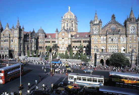 Photo of Chhatrapati Shivaji Terminus by Raconteur Walks