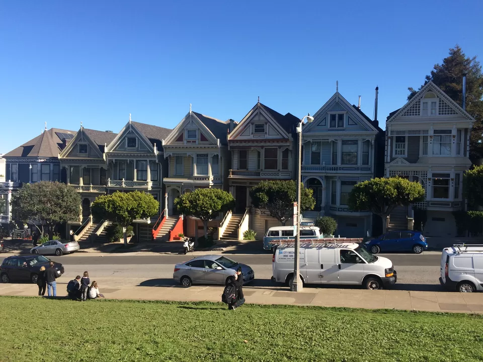 Photo of Painted Ladies, Steiner Street, San Francisco, CA, United States by Frodo of Shire