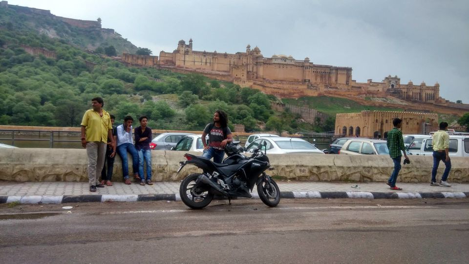 Photo of 12 Hrs at Jaipur by Vikas Chandra