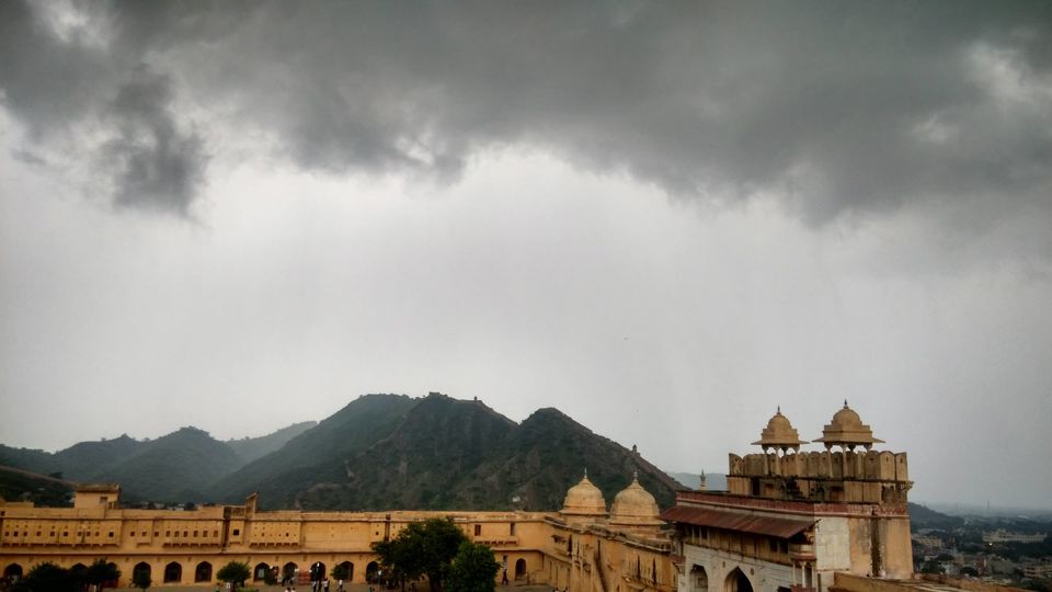 Photo of 12 Hrs at Jaipur by Vikas Chandra