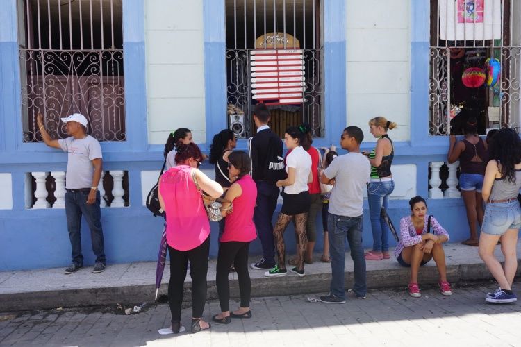 Photo of On finding food in Cuba 2/3 by Stef