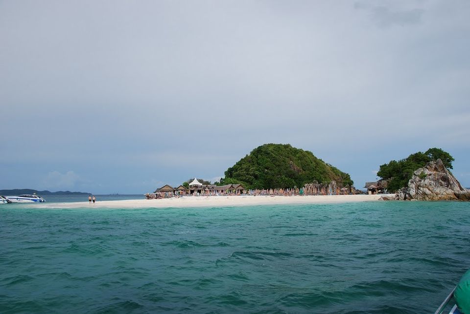 Photo of Day Trip to Khai Island 1/4 by Jabudays