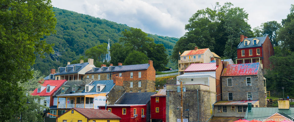Photo of Visit Harpers Ferry – A cute historic town in West Virginia 1/10 by Saswati Bhoi