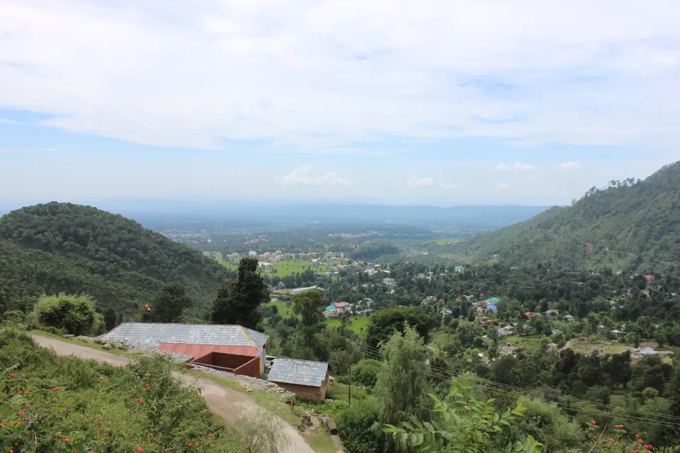 Photo of Jakhni Mata Mandir Road, Dugh, Palampur, Himachal Pradesh, India by Abhinaw Chauhan