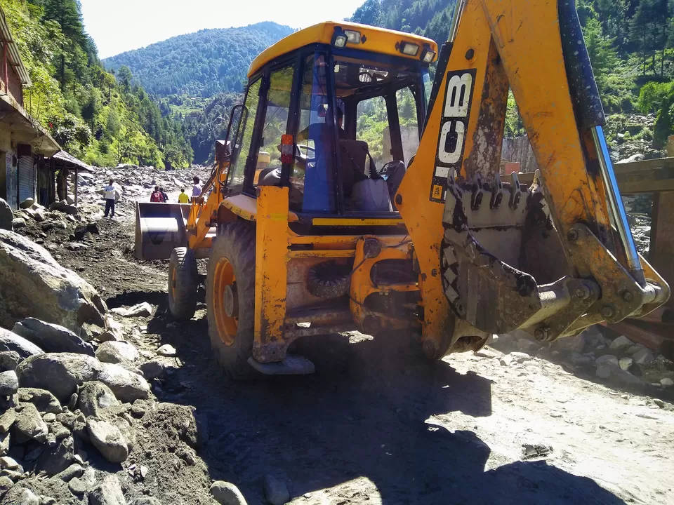 Photo of Bagi, Himachal Pradesh, India by Abhinaw Chauhan