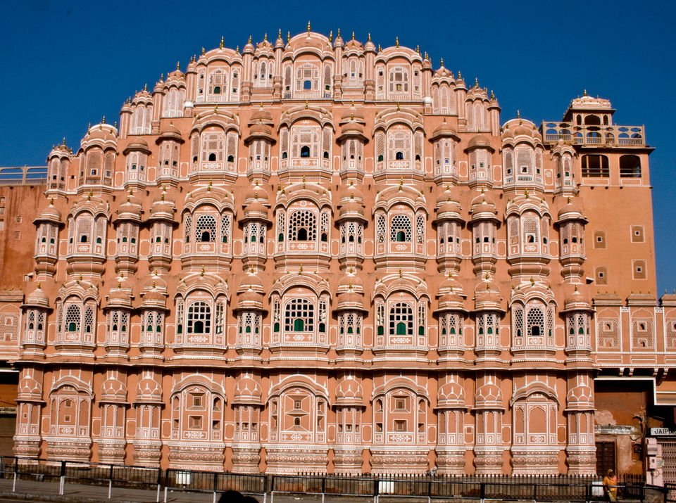 Photo of Hawa Mahal, Jaipur, Rajasthan, India by Jerry Zacharias Johny