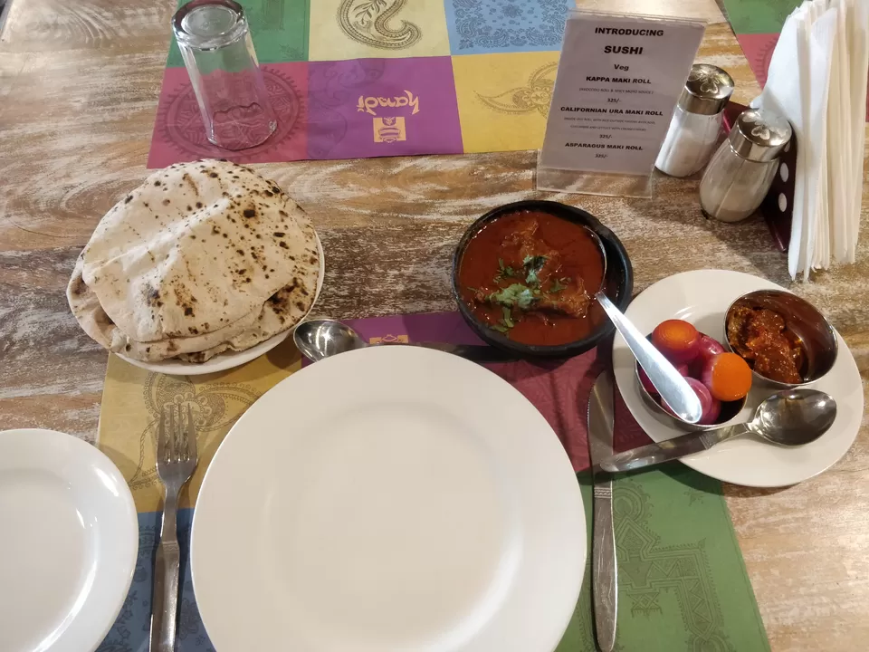 Photo of Handi Restaurant, Mirza Ismail Road, Panch Batti, C Scheme, Ashok Nagar, Jaipur, Rajasthan, India by Ipsita Biti