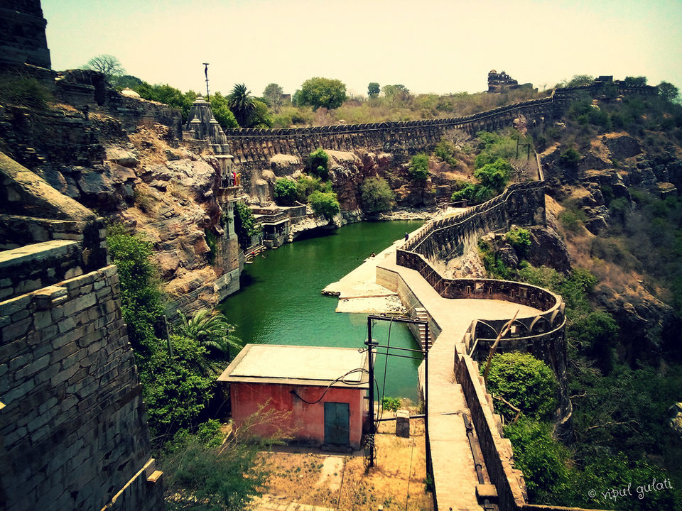 Photo of Chittorgarh- A Destroyed Beauty 6/14 by Vipul Gulati