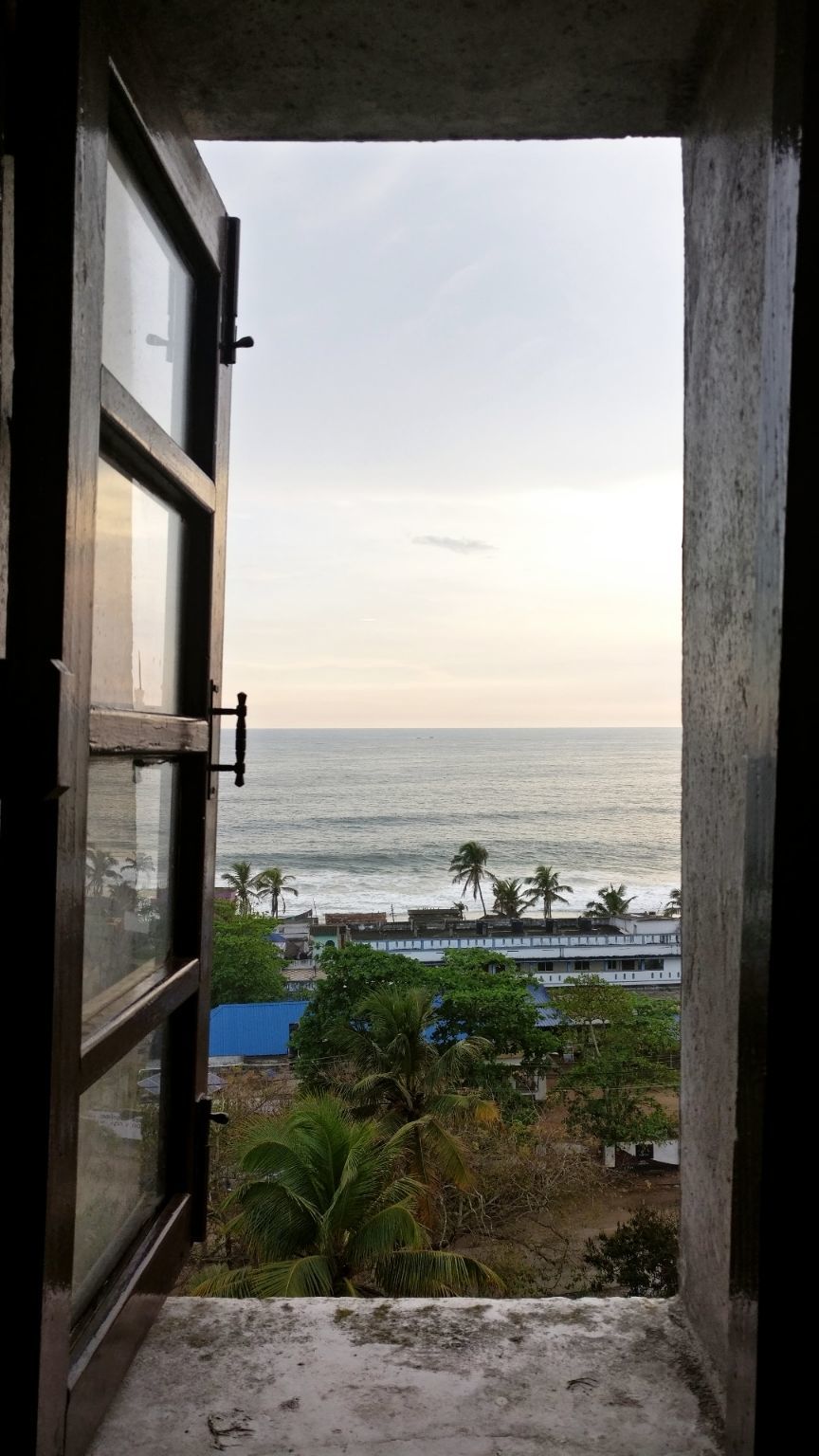 Photo of Anjuthengu Lighthouse, Anchuthengu, Kerala, India by Shruti Patil