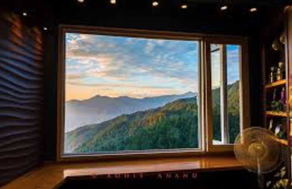Photo of Little Llama Cafe, The Mall Road, Mussoorie, Uttarakhand, India by Vidhi Bubna