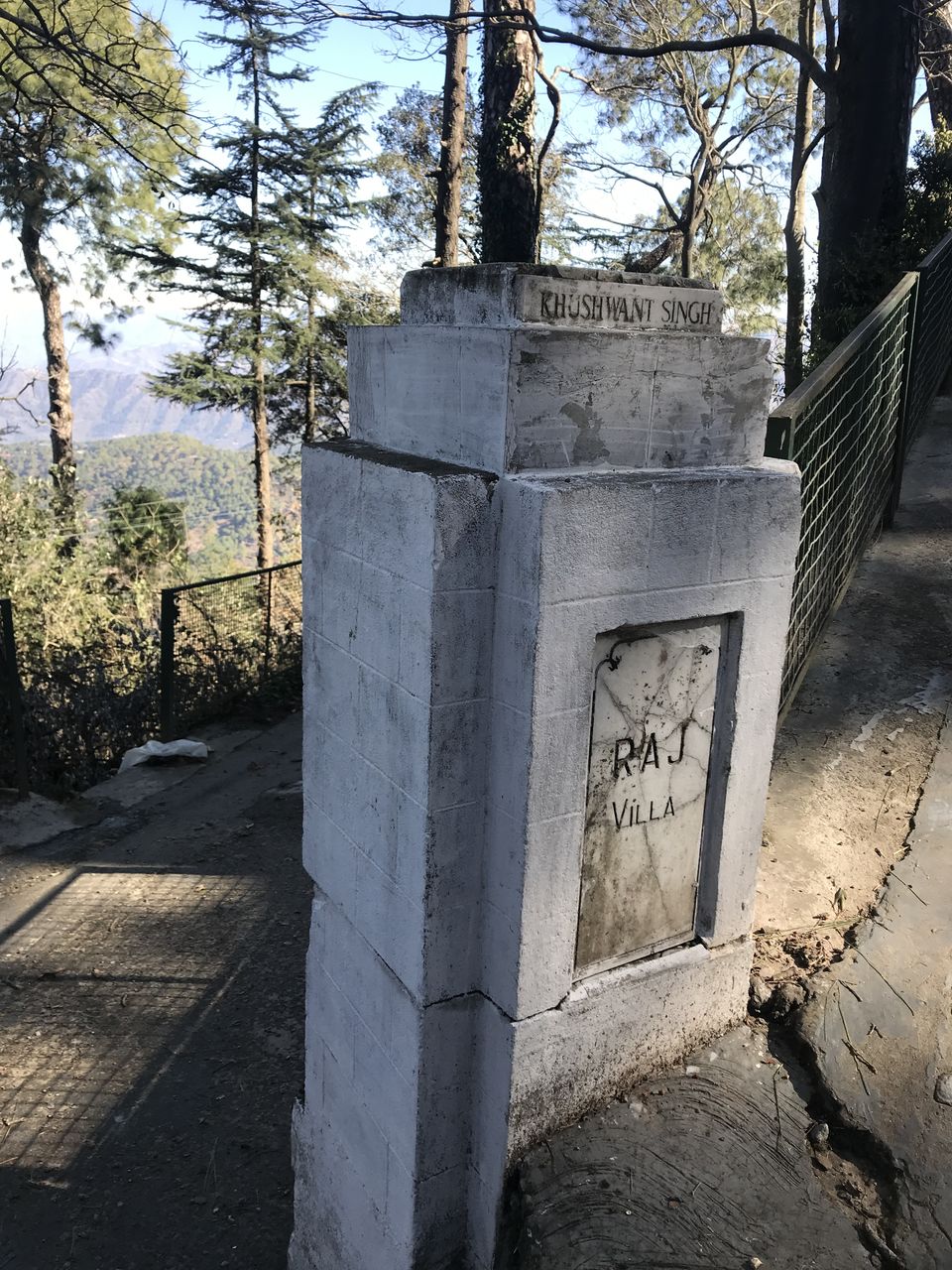Photo of Mall Road, Kasauli, Himachal Pradesh, India by Vidhi Bubna