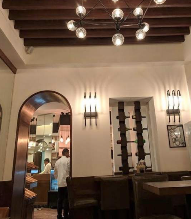 Photo of Trying to find Italy in South Bombay? Head to Plate and Pint by Vidhi Bubna