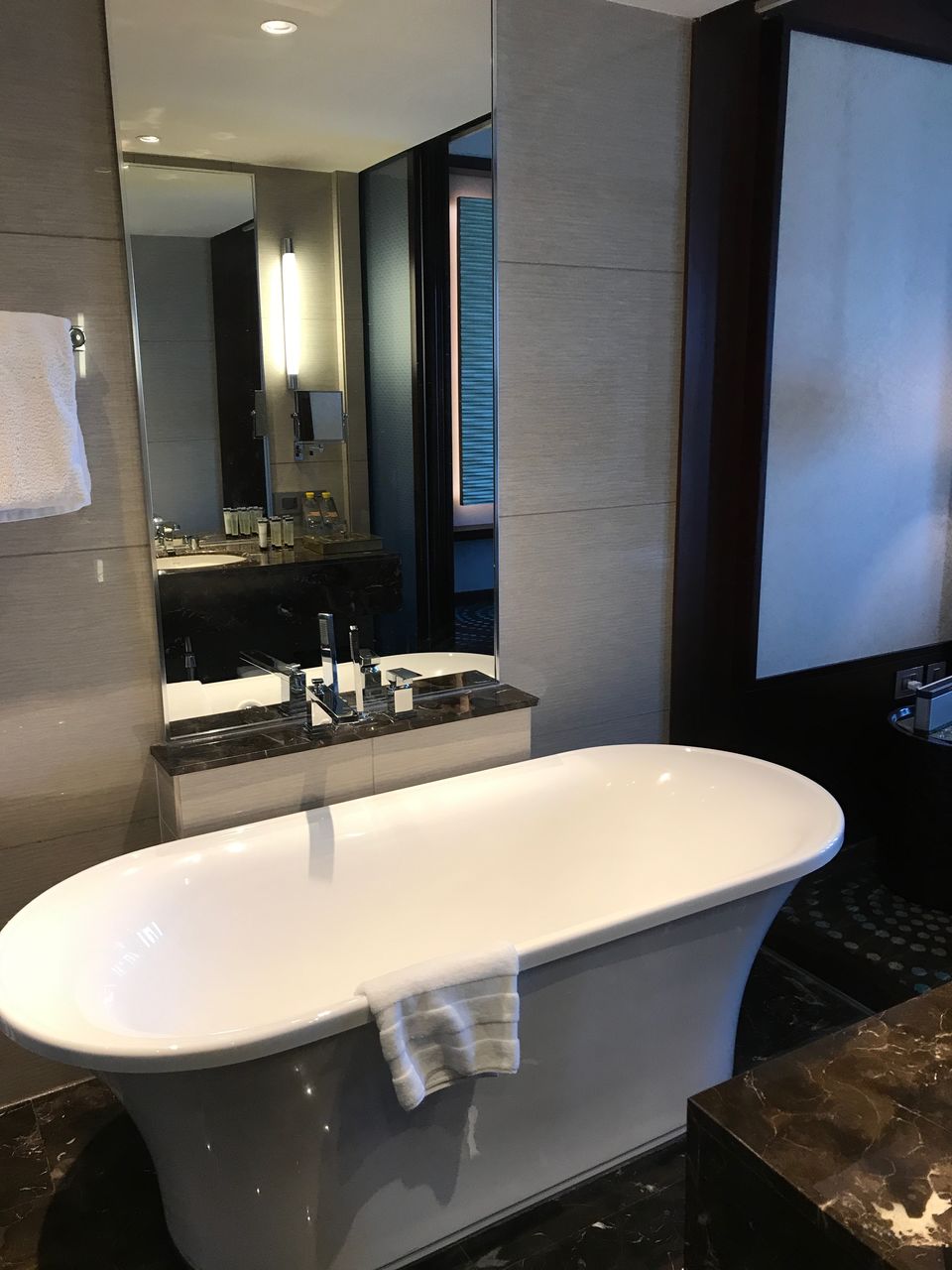 Photo of Confused about hotels in Delhi? The Pullman Hotel in Aerocity may just be your next weekend getaway by Vidhi Bubna