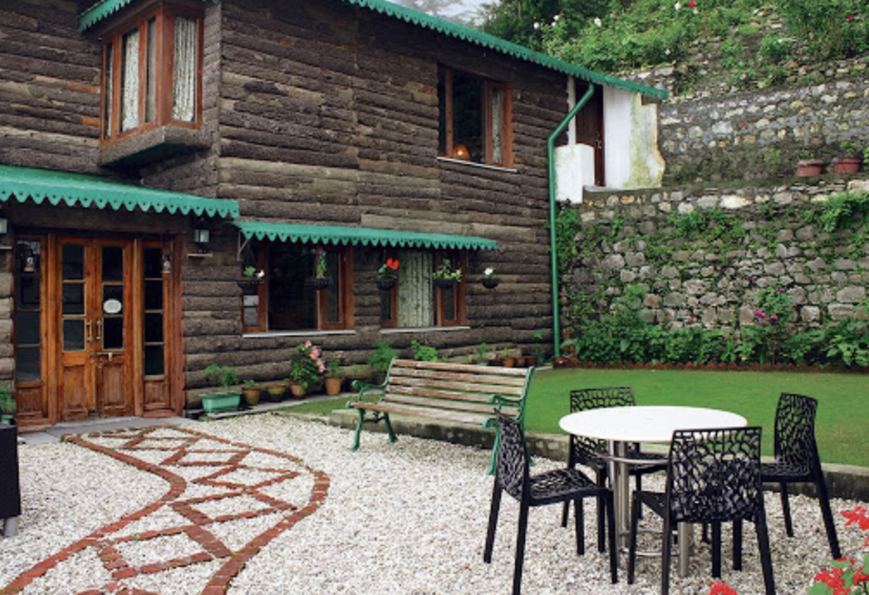 Photo of A quaint trip to Mussoorie amidst the pandemic by Vidhi Bubna