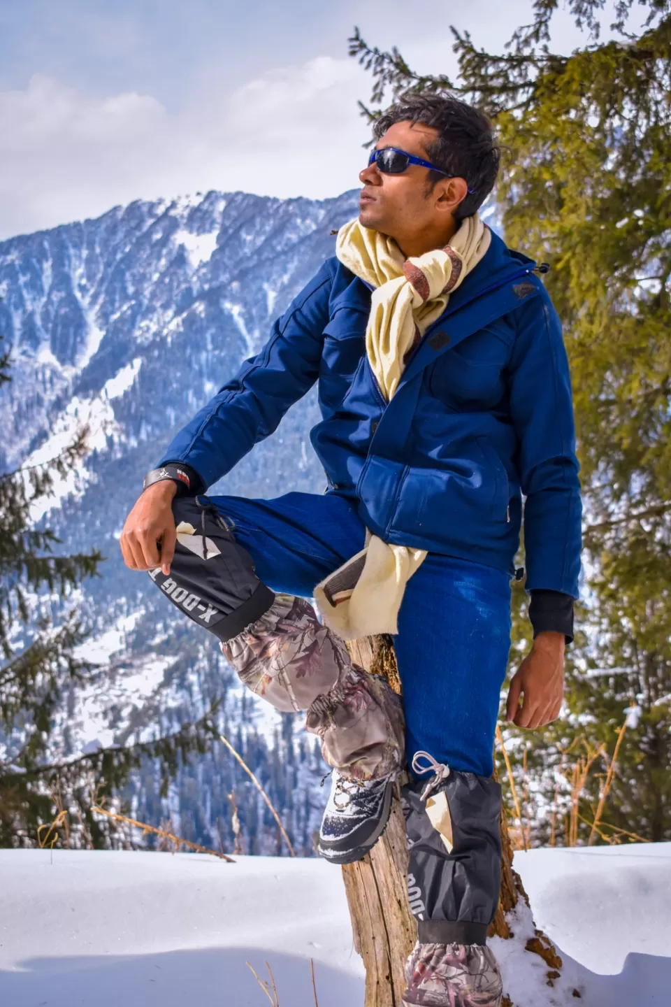 Photo of Saurkundi Snow Trek, among the unexplored trekking trails near Manali. by Tanush Pas