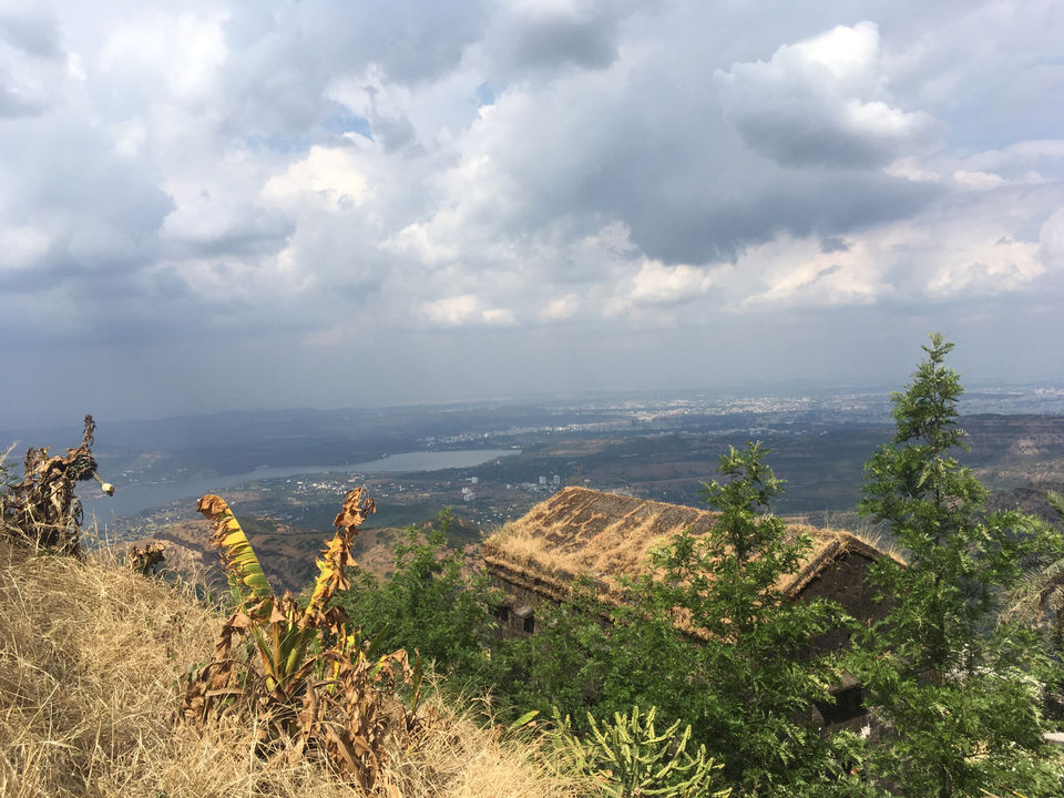 Photo of TravelCheatSheet- Trek To Sinhagarh, Pune by Amod Tripathi