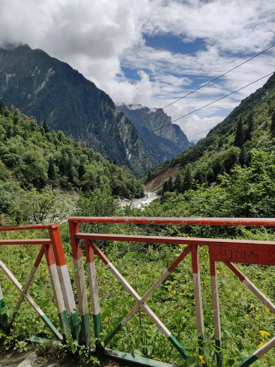 Photo of Trek to valley of flowers and Hemkund || Badrinath and Mana visit || Trek to Vasudhara falls by letsdosometravel
