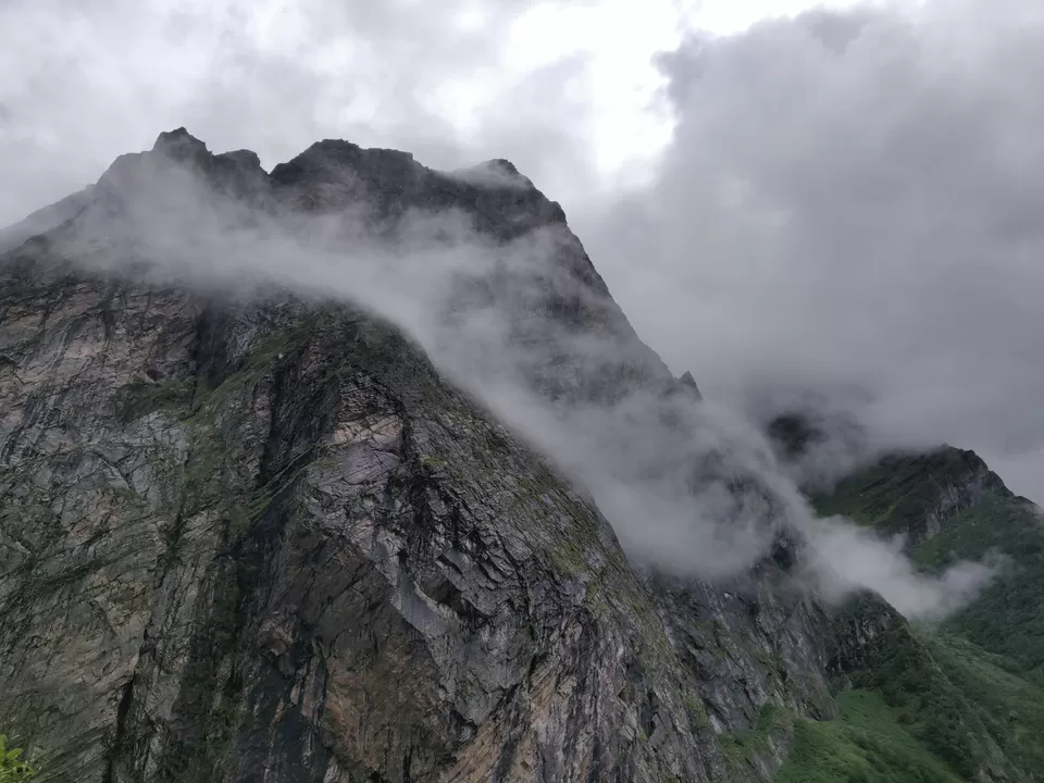 Photo of Valley of Flowers National Park, Uttarakhand, India by letsdosometravel