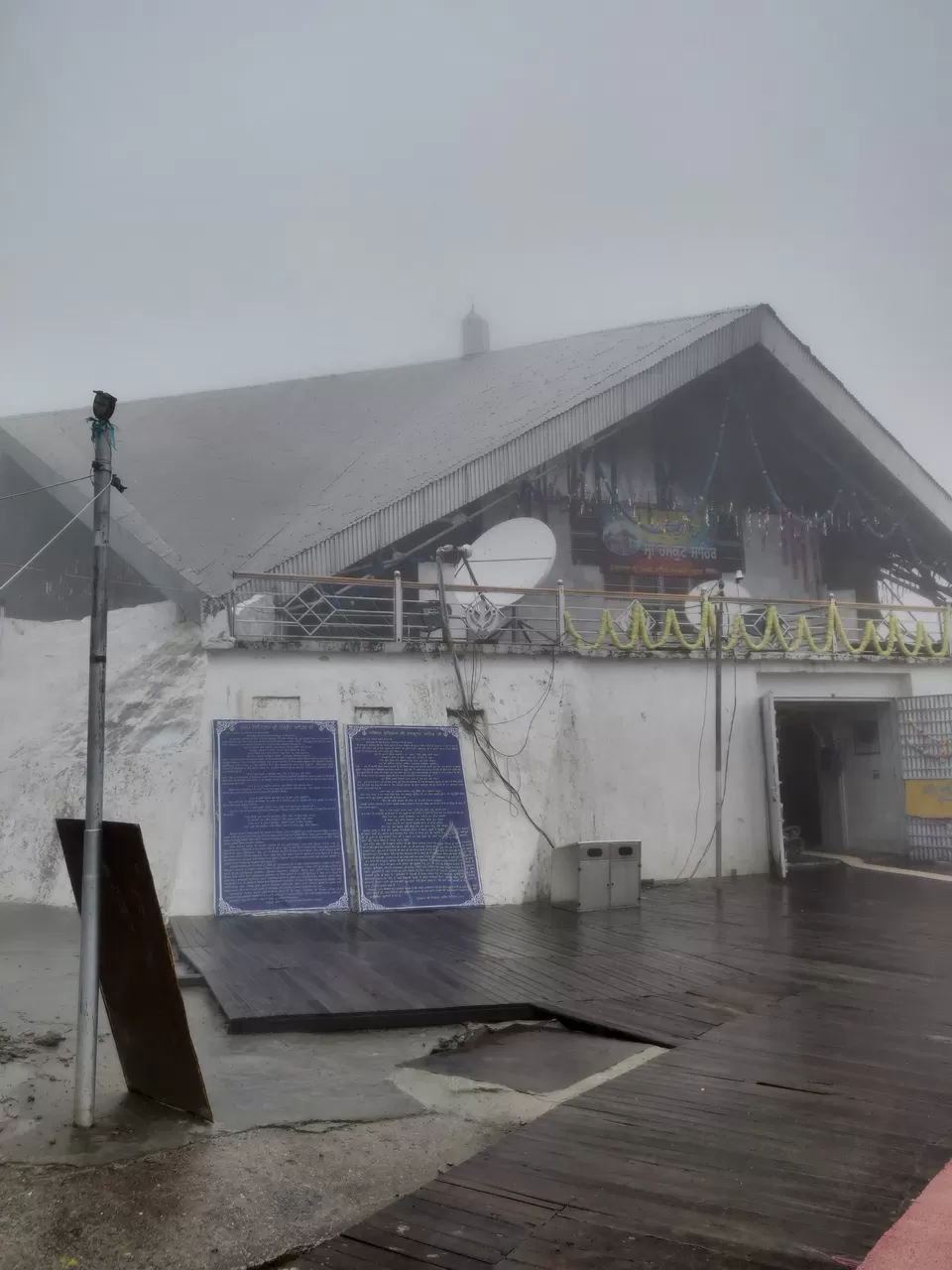 Photo of Hemkund, Uttarakhand, India by letsdosometravel