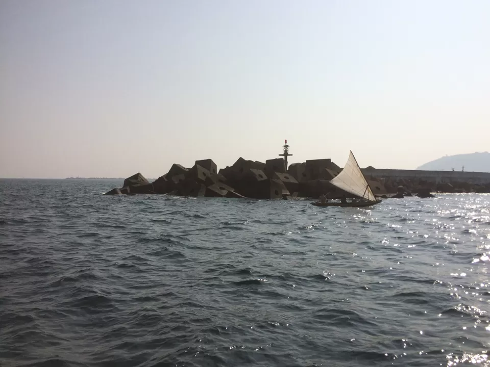 Photo of Vizag—- fish land by himanshu Koshle