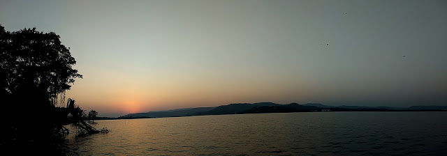 Photo of Sunset at khadakvasla dam, Pune 2/5 by janki sata