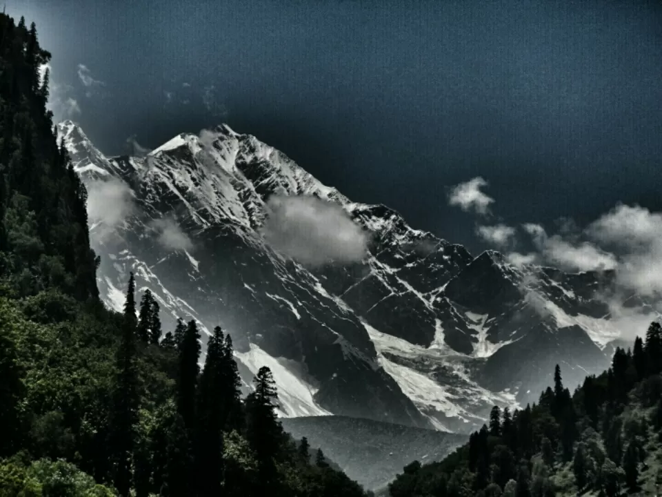 Photo of Beas Kund, Burwa, Himachal Pradesh, India by Aakaash Asthana