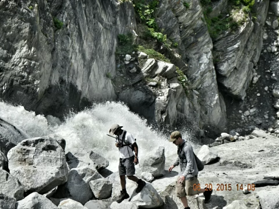Photo of Beas Kund, Burwa, Himachal Pradesh, India by Aakaash Asthana