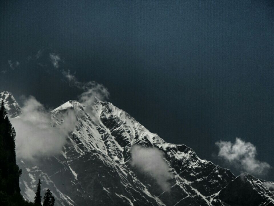 Photo of Beas Kund, Burwa, Himachal Pradesh, India by Aakaash Asthana