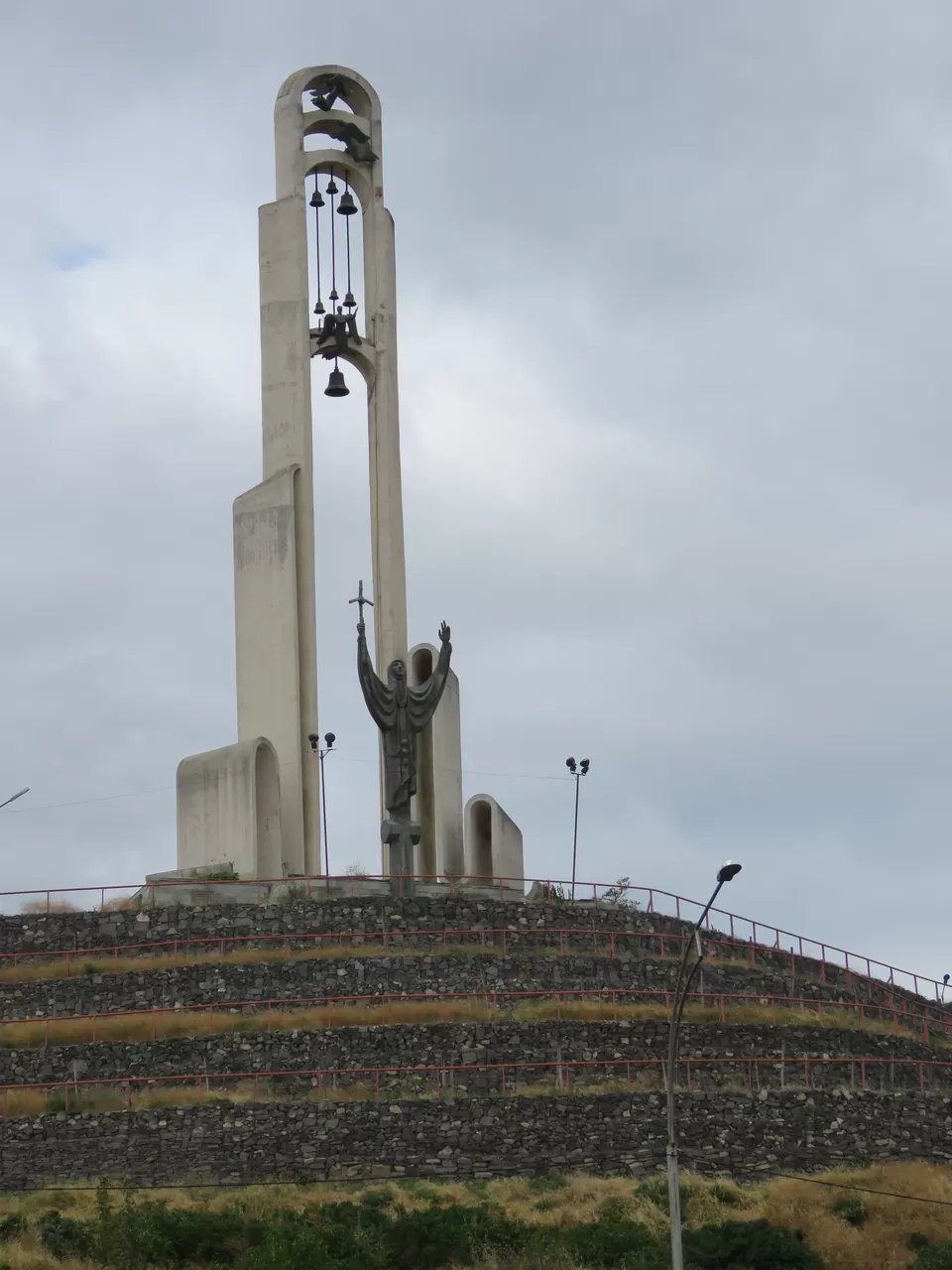 Photo of St Nino's statue by DishaAhluwalia