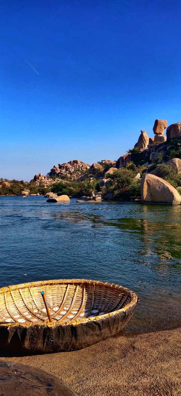 Photo of Sanapur Lake, Sanapur, Karnataka, India by Disha Jain