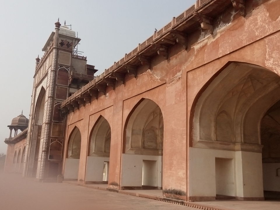 Photo of Solo Trip to Agra- Birthday At Taj Mahal by Tara Singh