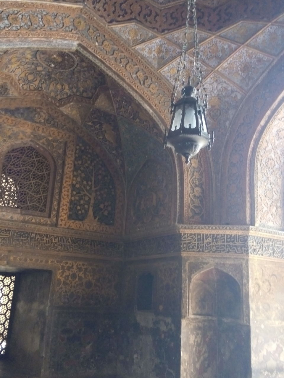 Photo of Solo Trip to Agra- Birthday At Taj Mahal by Tara Singh