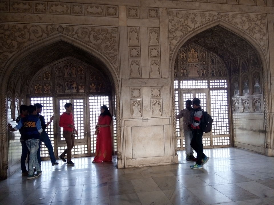 Photo of Solo Trip to Agra- Birthday At Taj Mahal by Tara Singh