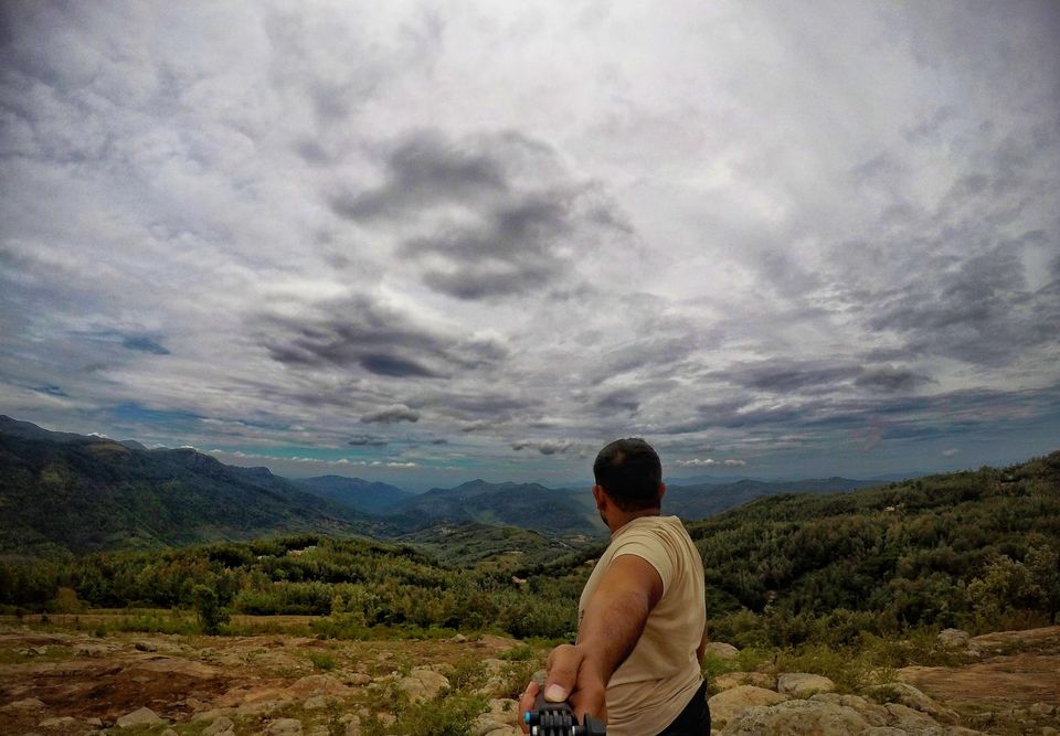 Photo of Yercaud, Tamil Nadu, India by lifebeyonddesk