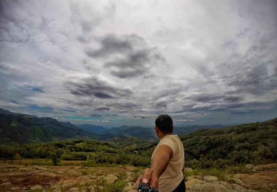 Photo of Yercaud, Tamil Nadu, India by lifebeyonddesk