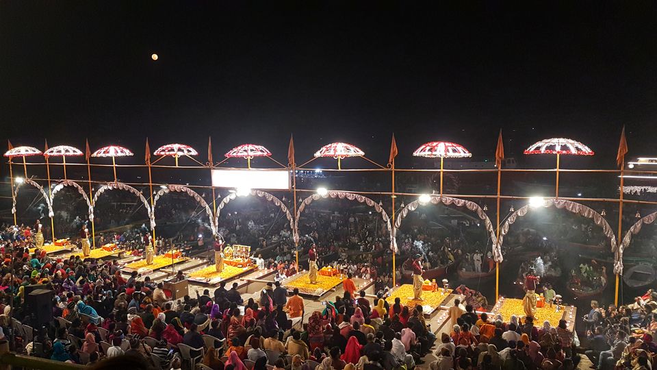 Photo of Dashashwamedh Ghat, Dashashwamedh Ghat Road, Ghats of varanasi, Godowlia, Varanasi, Uttar Pradesh, India by Pooja Khandelwal