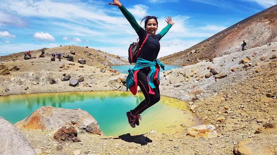Photo of Tongariro Alpine Crossing, Tongariro National Park, New Zealand by Pooja Khandelwal