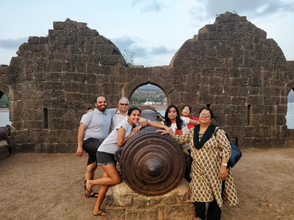 Photo of Murud Janjira Fort, Murud Janjira Fort Boat Route, India by Pooja Khandelwal