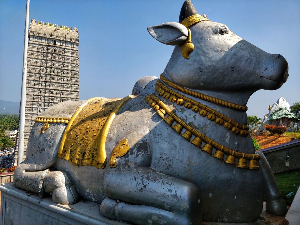 Photo of Murudeshwar, Karnataka, India by Pooja Khandelwal