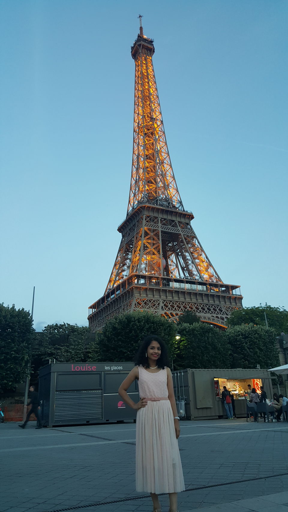 Photo of La Tour Eiffel - C'est Magnifique! by Shraddha Subramanian