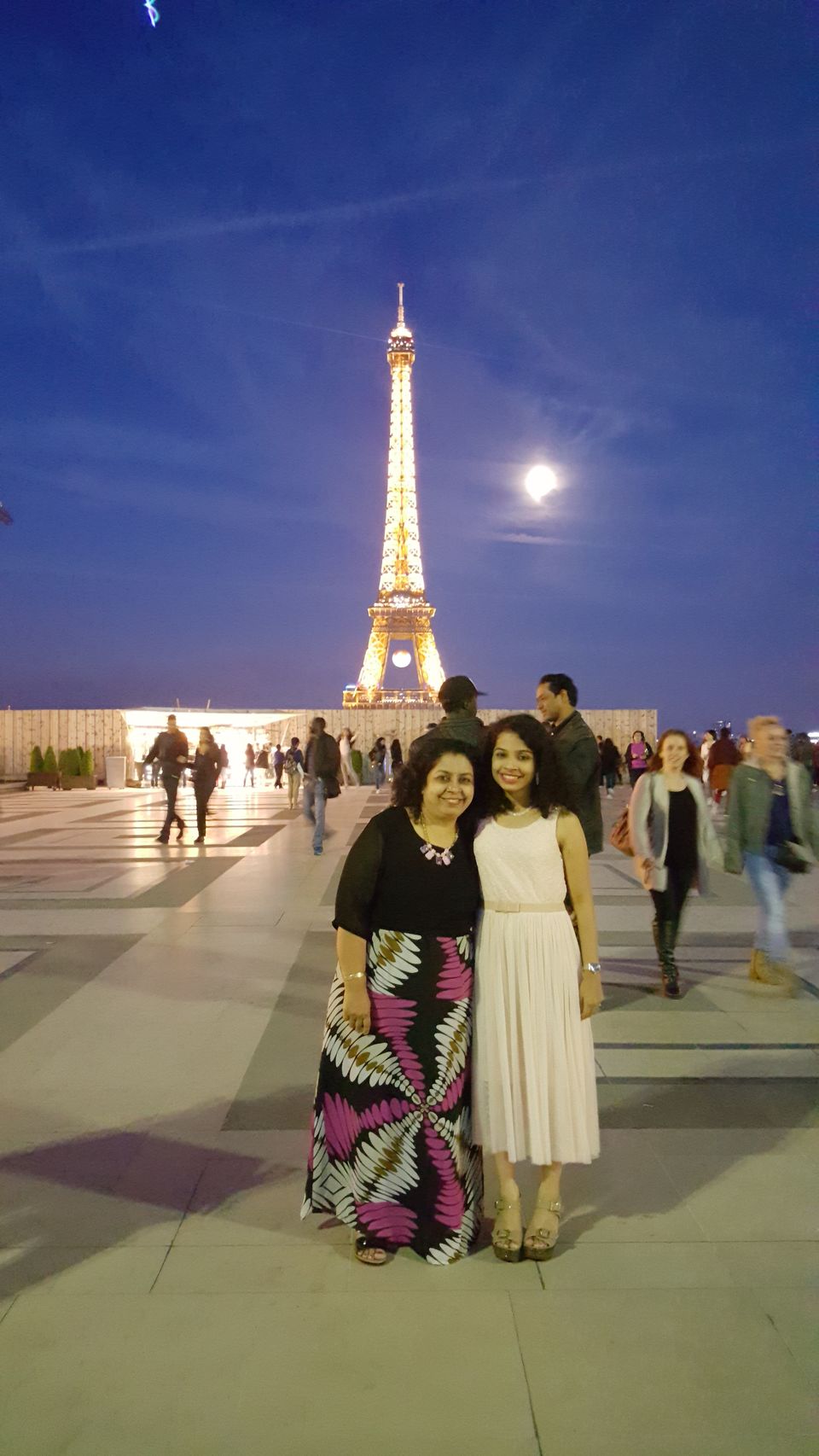 Photo of La Tour Eiffel - C'est Magnifique! by Shraddha Subramanian