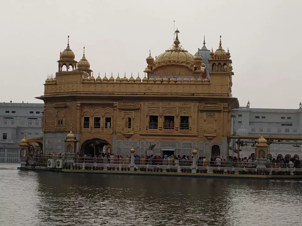 Photo of Harmandir Sahib, Golden Temple Road, Atta Mandi, Katra Ahluwalia, Amritsar, Punjab, India by Sakshi Sharma